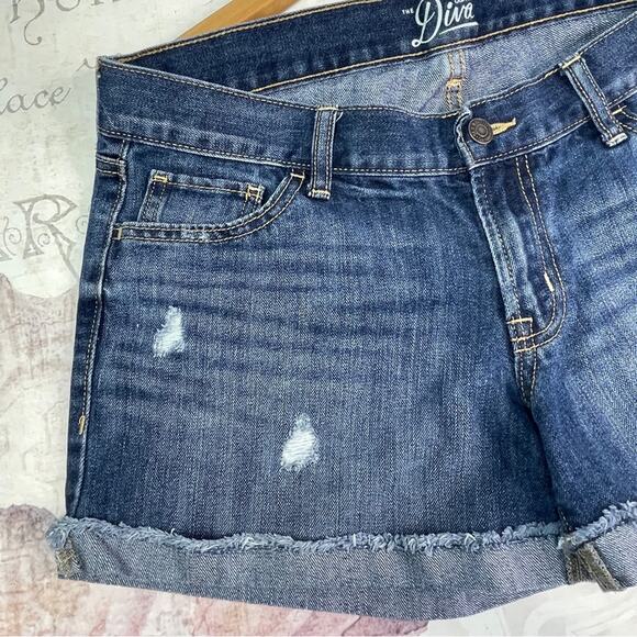 Old Navy The Diva Denim Shorts Distressed Size 8 Cut offs - Picture 3 of 11